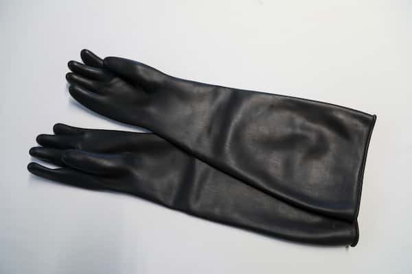 Gummihandschuhe zum Schutz beim Strahlen 600 mm